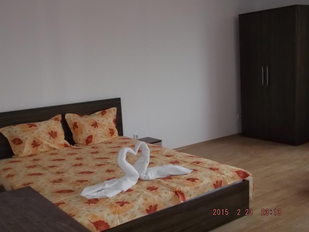Dima Popova Apartments تساريفو الغرفة الصورة
