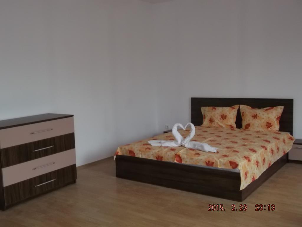 Dima Popova Apartments تساريفو الغرفة الصورة